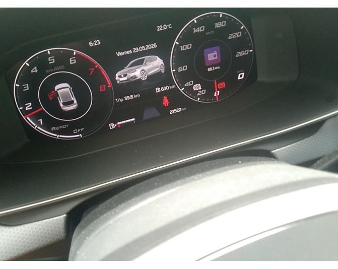 SEAT LEON
