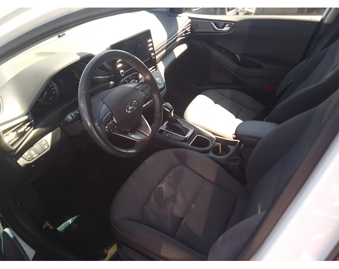 HYUNDAI IONIQ