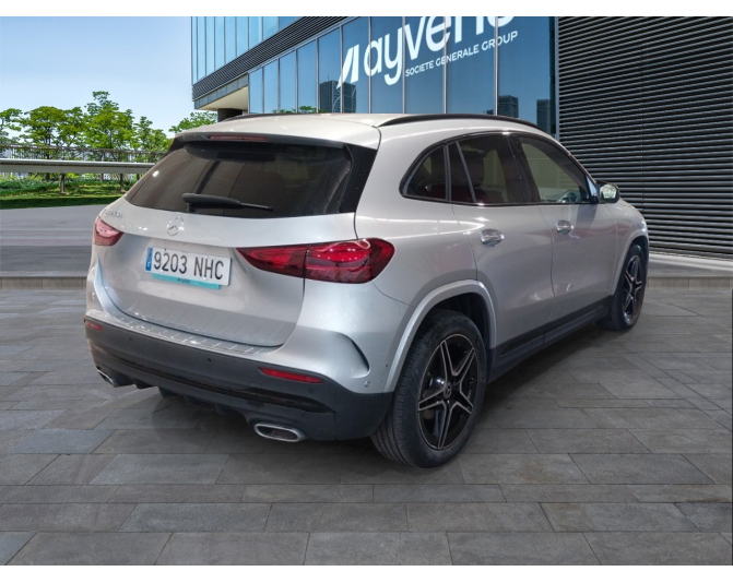 MERCEDES GLA