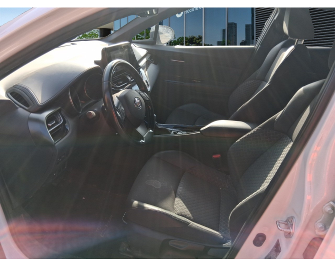 TOYOTA C-HR