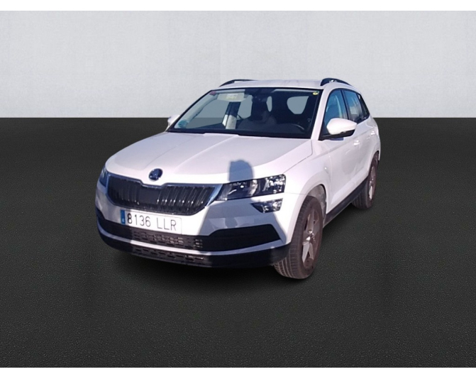 Renting cocheSKODA KAROQ