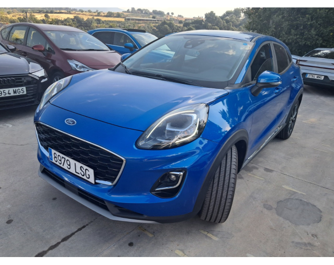 Renting cocheFORD PUMA