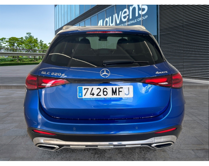 MERCEDES GLC