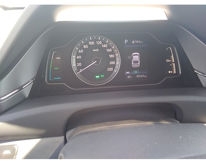 HYUNDAI IONIQ