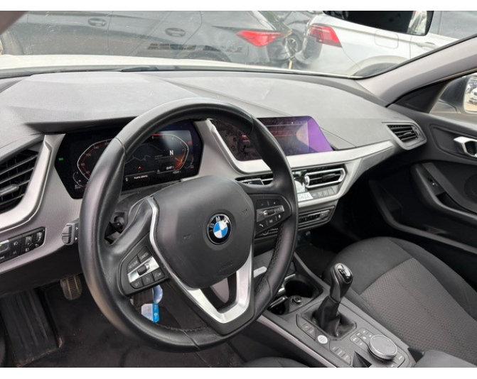 BMW SERIES 1