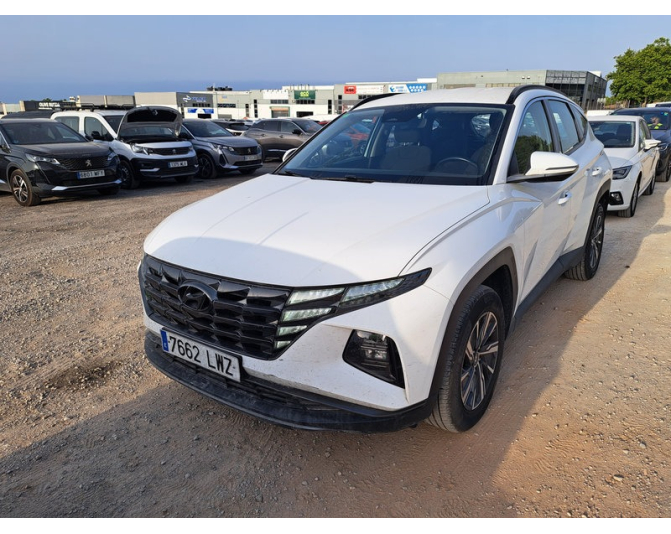 Renting cocheHYUNDAI TUCSON