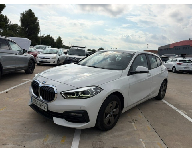 Renting cocheBMW SERIES 1