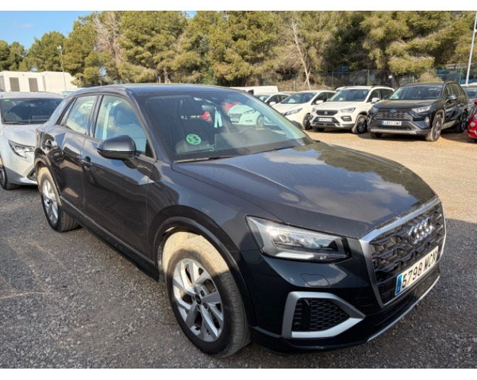 AUDI Q2
