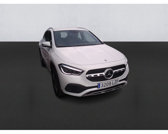 MERCEDES GLA