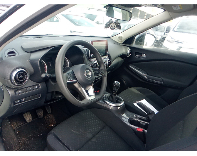 NISSAN JUKE