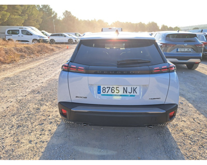 PEUGEOT 2008