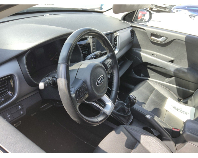 KIA STONIC