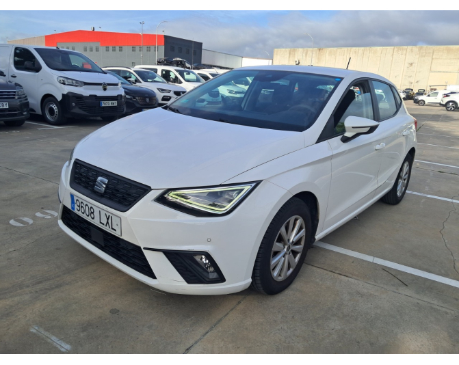 Renting cocheSEAT IBIZA