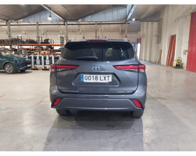 TOYOTA HIGHLANDER