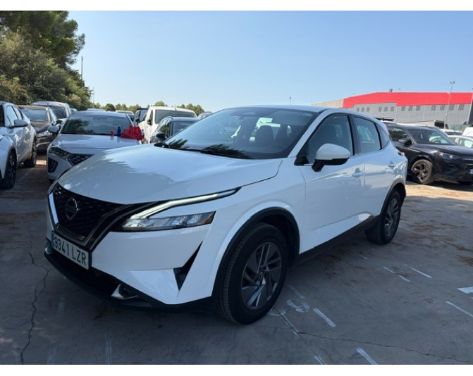 Renting cocheNISSAN QASHQAI