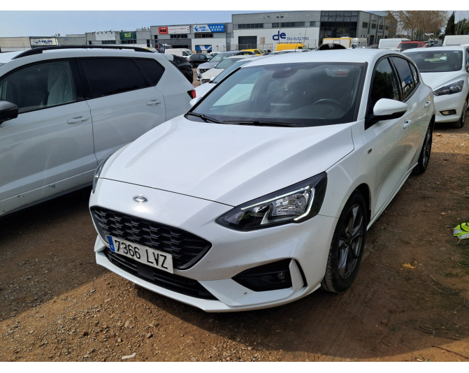 Renting cocheFORD FOCUS