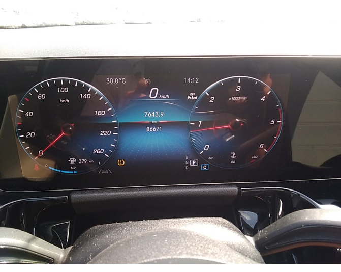 MERCEDES GLA