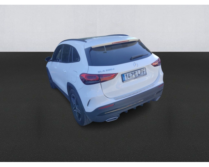 MERCEDES GLA