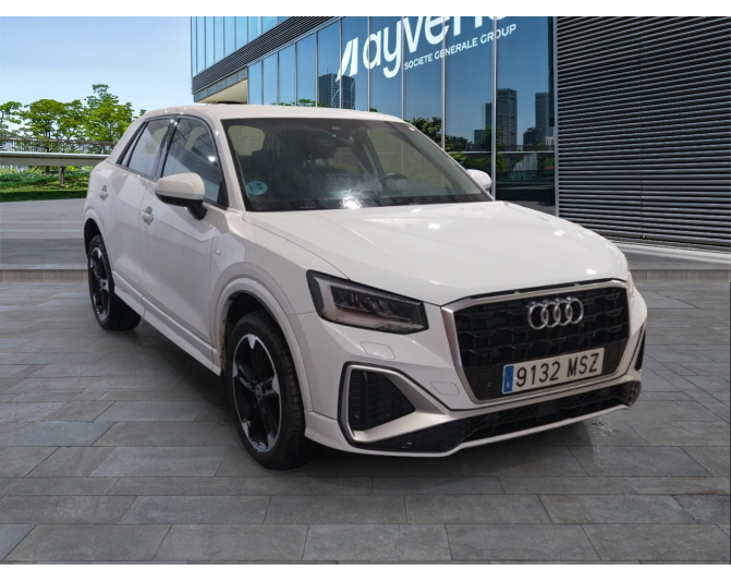 AUDI Q2