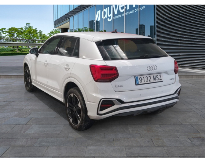 AUDI Q2