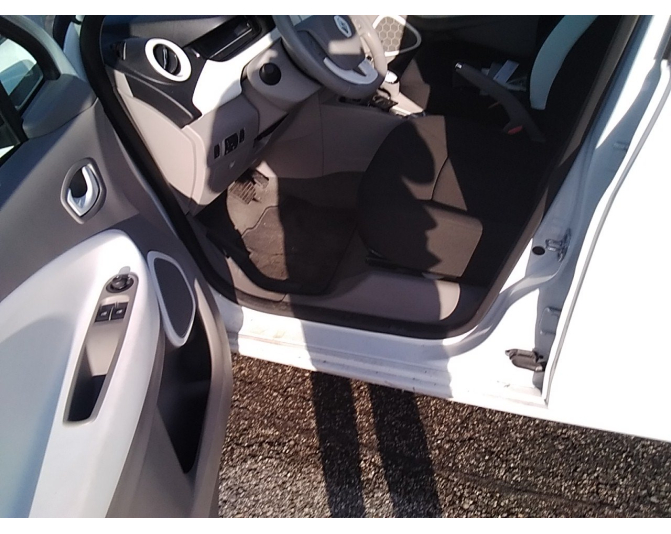 RENAULT ZOE