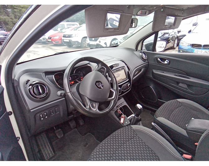 RENAULT CAPTUR