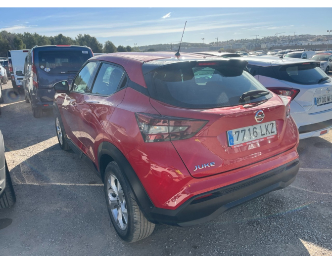 NISSAN JUKE