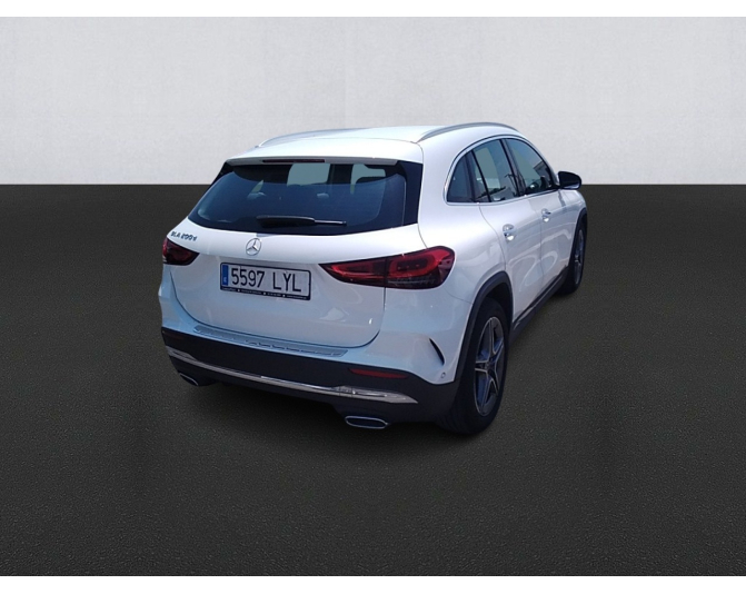 MERCEDES GLA