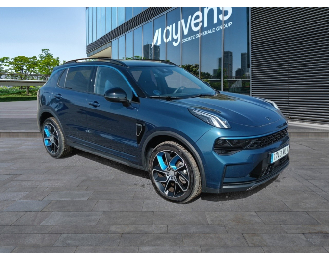 LYNK & CO 01