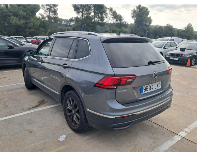VOLKSWAGEN TIGUAN ALLSPACE
