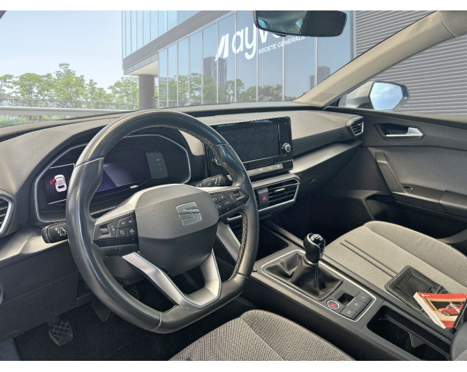 SEAT LEON