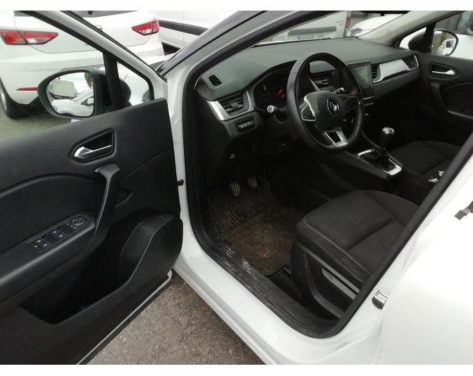 RENAULT CAPTUR