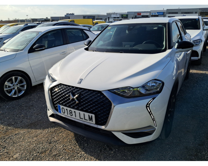 Renting cocheDS DS 3 CROSSBACK