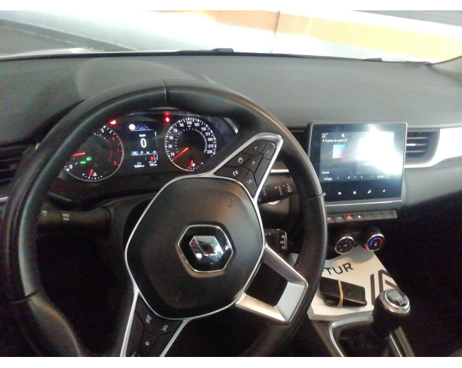 RENAULT CAPTUR