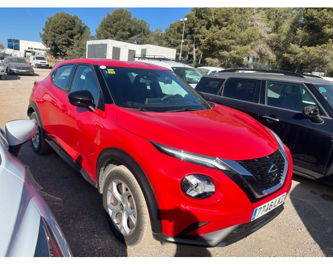 NISSAN JUKE