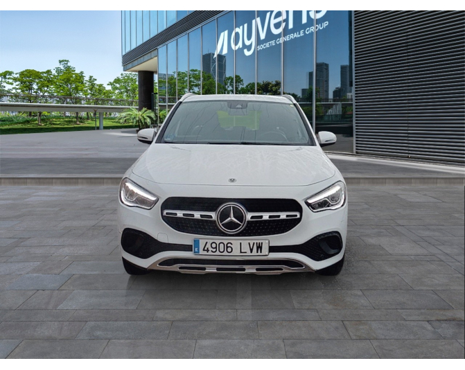 MERCEDES GLA