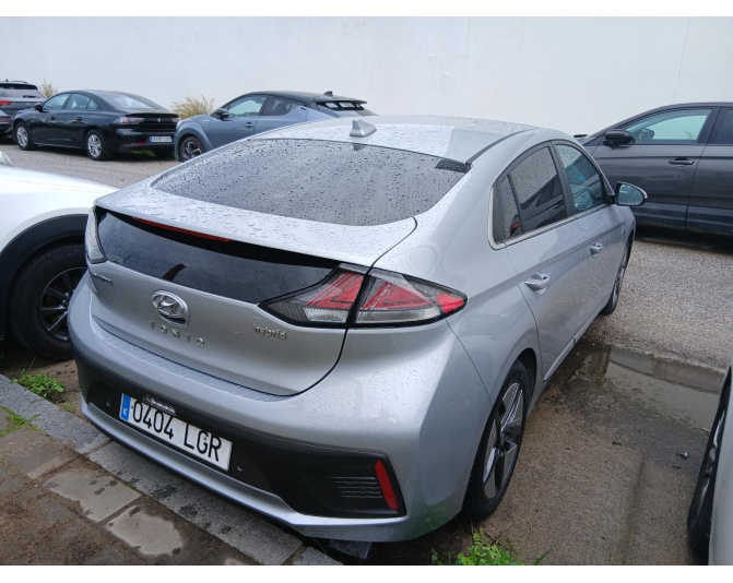 HYUNDAI IONIQ
