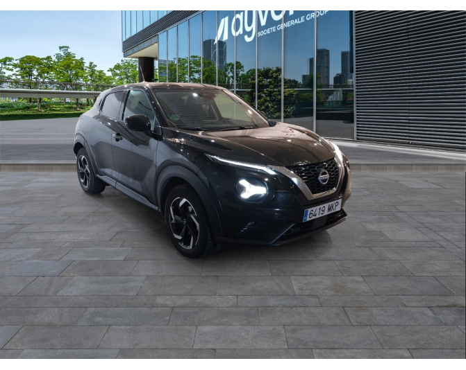 NISSAN JUKE