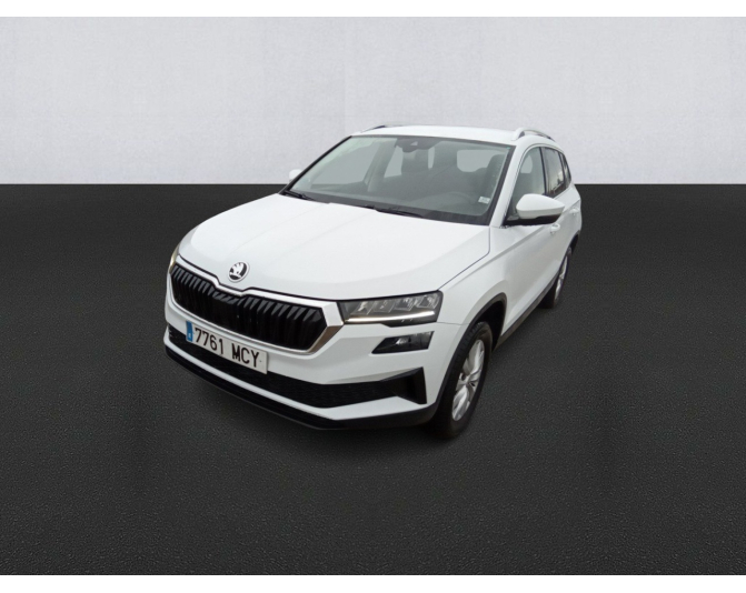 Renting cocheSKODA KAROQ