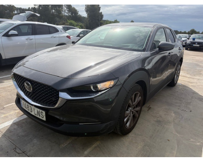 Renting cocheMAZDA CX-30