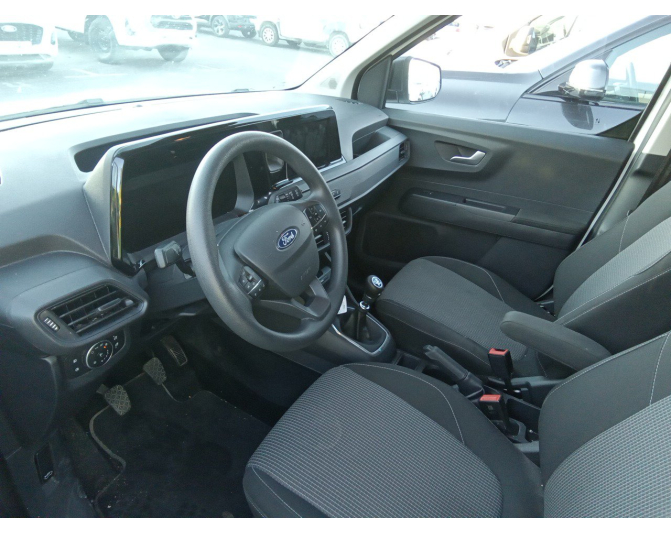 FORD TRANSIT COURIER