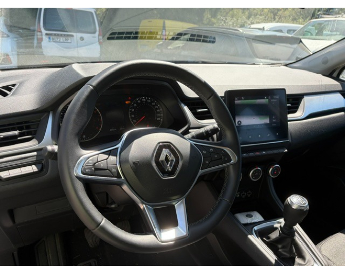RENAULT CAPTUR