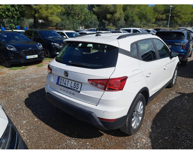 SEAT ARONA