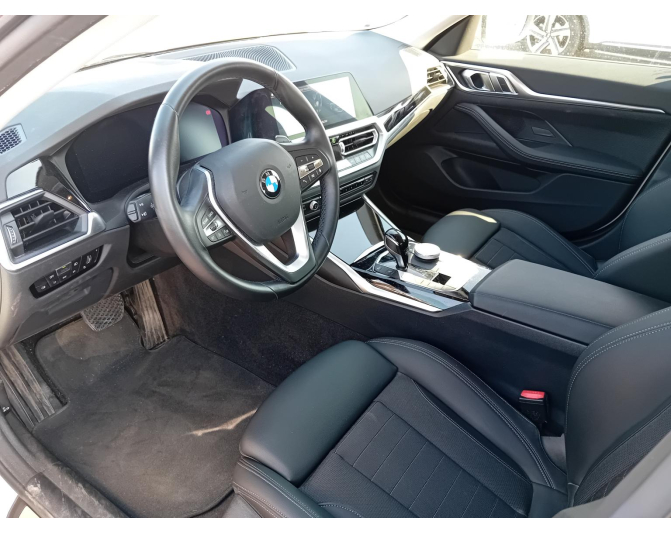 BMW SERIES 4