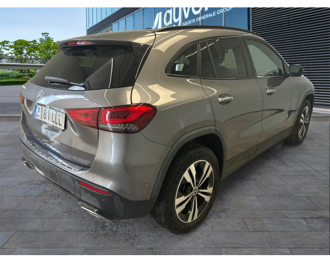 MERCEDES GLA