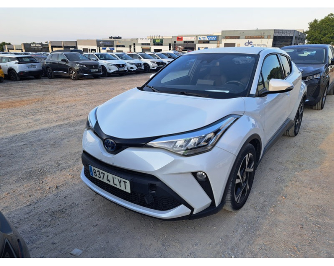 Renting cocheTOYOTA C-HR