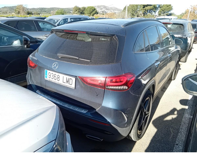 MERCEDES GLA