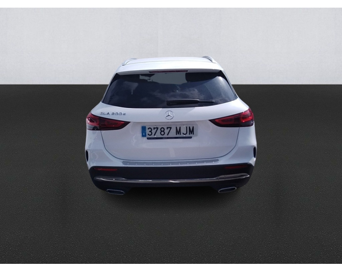 MERCEDES GLA