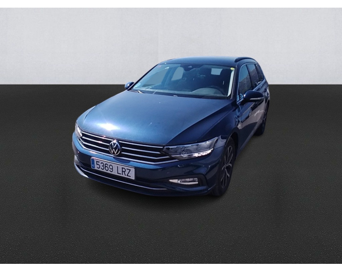 Renting cocheVOLKSWAGEN PASSAT