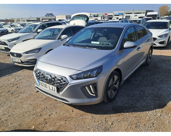 Renting cocheHYUNDAI IONIQ
